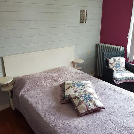 Hotel Des Voyageurs Mayenne Esterno foto
