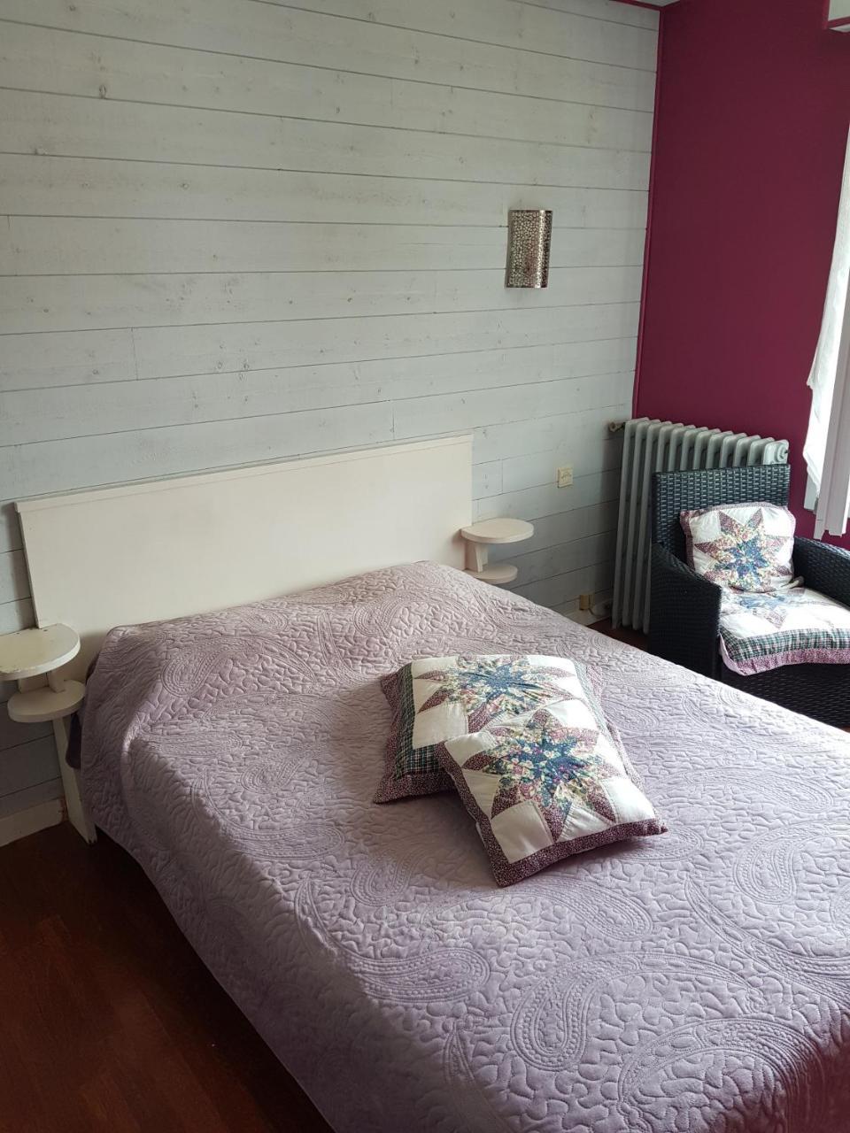 Hotel Des Voyageurs Mayenne Esterno foto